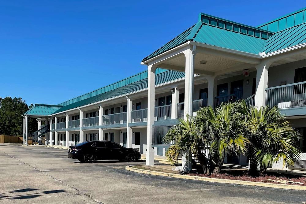 Baymont By Wyndham Biloxi - Ocean Springs Motel Buitenkant foto
