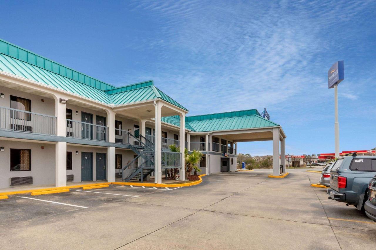 Baymont By Wyndham Biloxi - Ocean Springs Motel Buitenkant foto