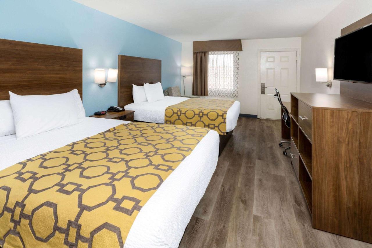 Baymont By Wyndham Biloxi - Ocean Springs Motel Buitenkant foto