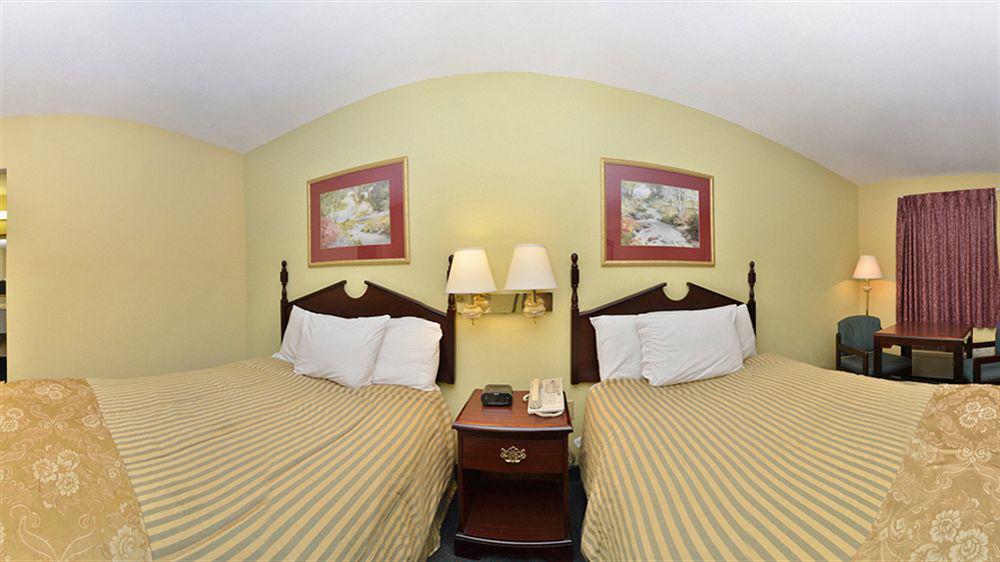 Baymont By Wyndham Biloxi - Ocean Springs Motel Buitenkant foto